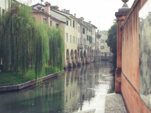Canais de Treviso, na Itália